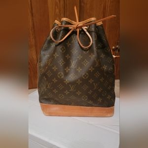 Louis Vuitton Monogram Noe Drawstring Bucket Hobo Bag 7LV1022
